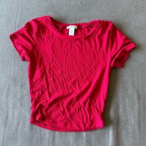 women’s red crop top